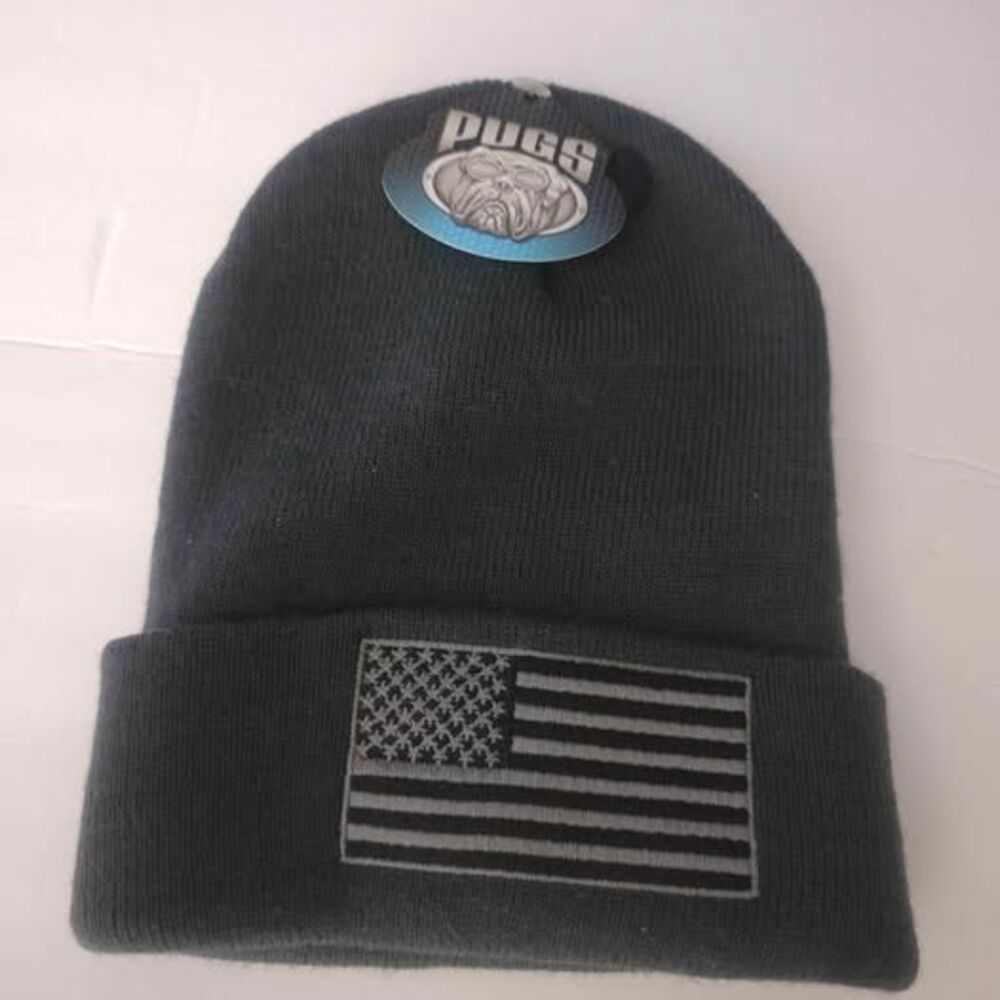 New w/tags PUGS Beanie Hat w/ American Flag Patch Size Small